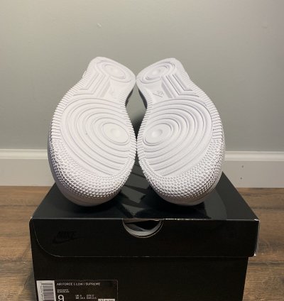 Supreme Nike Air Force 1 Low White