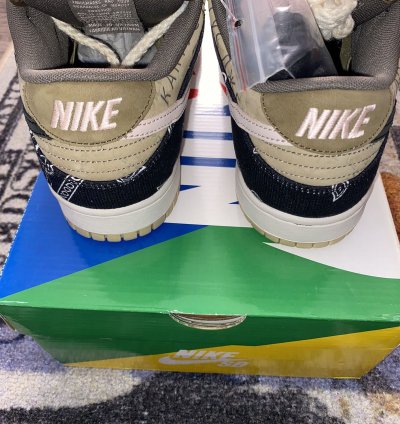 Nike Sb Dunk Low Travis Scott