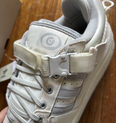 Adidas Bad Bunny Last Forum