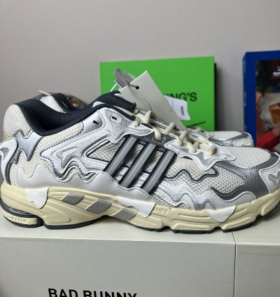 Adidas Bad Bunny Response Cl