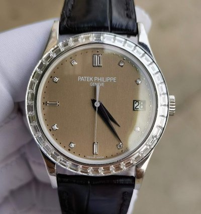 Patek Philippe Calatrava Platinum Diamond Automatic Watch 38mm Calatrava Pt950 5298p-001