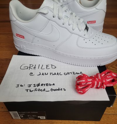 Supreme Nike Air Force 1 White