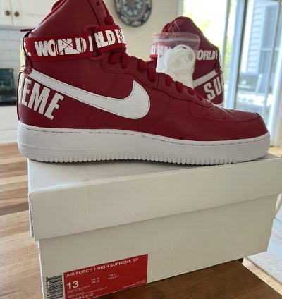Supreme Nike Air Force One High World Famous