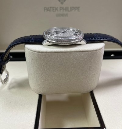 Patek Philippe Calatrava Swirl 4978 400g-001