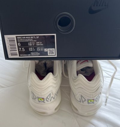 Supreme Nike Air Max 98