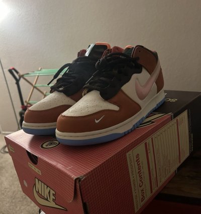 Nike Sb Dunk Mid Social Status Free Lunch Chocolate