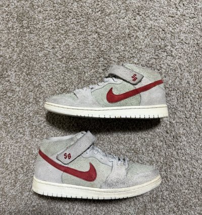 Nike Sb Dunk Mid White Widow
