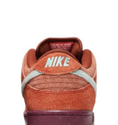 Nike Sb Dunk Mystic Red