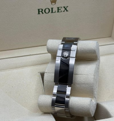 Rolex Daytona 2022 White Gold Daytona Blue Dial Unworn Box And Papers 116509