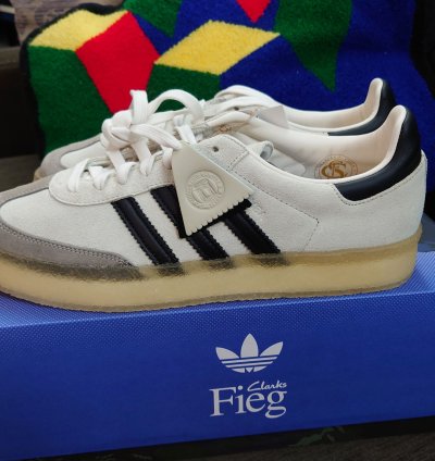 Adidas Ronnie Fieg Clarks 8th Street Samba White Black