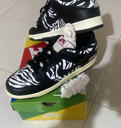 Nike Sb Dunk Quartersnacks Zebra