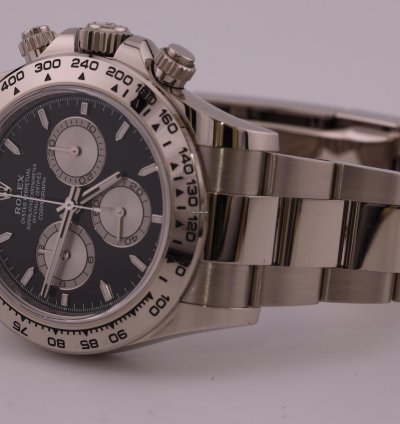 Rolex Daytona 2023 Cosmograph Daytona White Gold Black Dial 126509