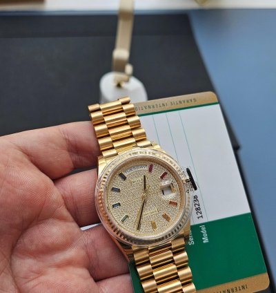 Rolex Day-date 36 Rainbow Dail Unworn