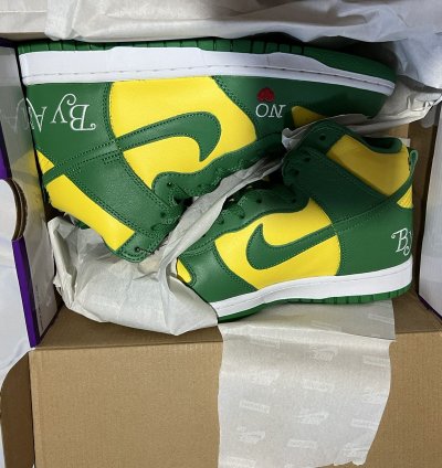 Supreme Nike Dunk High