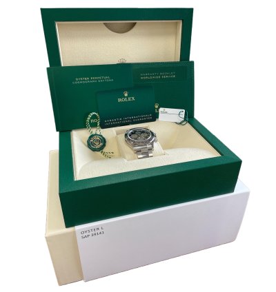 Rolex Daytona 2023 New Papers Rolex Daytona Cosmograph Black 18k White Gold 40mm 126509 Box