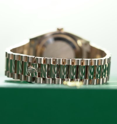 Rolex Day-date 36 Rose Gold 36mm Factory Mother Of Pearl Diamond President 128345rbr