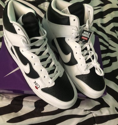 Supreme Nike Dunk High Black White