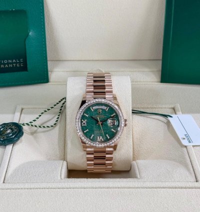 Rolex Day-date 36 Rose Gold Green Aventurine Diamond Bezel 2025