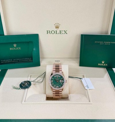 Rolex Day-date 36 Rose Gold Green Aventurine Diamond Bezel 2025