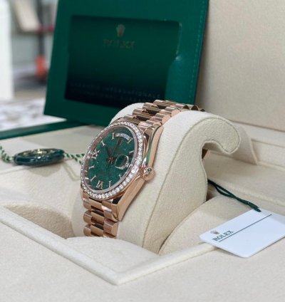 Rolex Day-date 36 Rose Gold Green Aventurine Diamond Bezel 2025