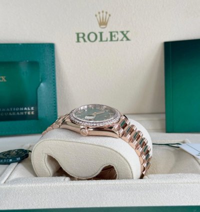 Rolex Day-date 36 Rose Gold Green Aventurine Diamond Bezel 2025