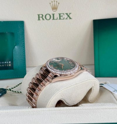 Rolex Day-date 36 Rose Gold Green Aventurine Diamond Bezel 2025