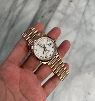 Rolex Day-date 36 Rose Gold President White Roman