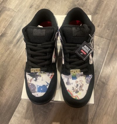 Supreme Nike Dunk Low
