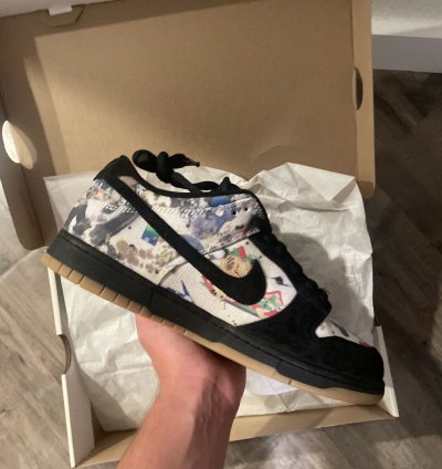 Supreme Nike Dunk Low