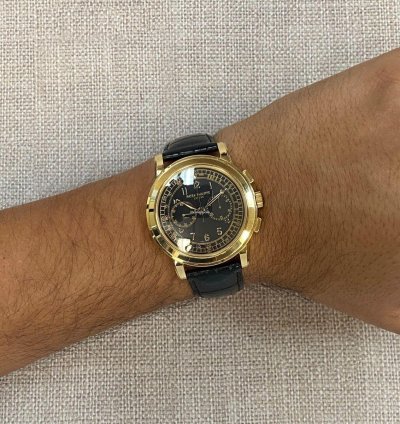 Patek Philippe Chronograph 5070 18k Yellow Gold Mens 42mm Watch 5070j