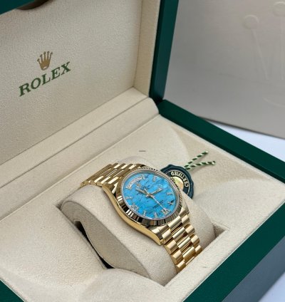 Rolex Day-date 36 Turquoise Diamond Dial Yellow Gold President