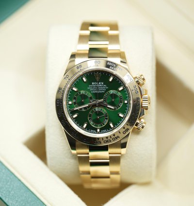Rolex Daytona 2023 Yellow Gold Daytona Green Dial Unworn 116508 Box And Papers