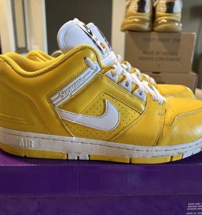 Nike Sb Supreme Air Force 2 Yellow