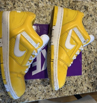 Nike Sb Supreme Air Force 2 Yellow