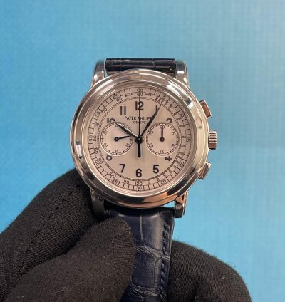 Patek Philippe Chronograph 5070g-001 White Gold Chronograph