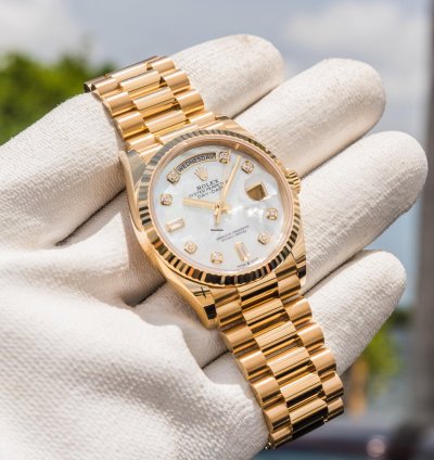 Rolex Day-date 36 Unworn 2023 Day-date 36mm Mother Of Pearl 128238