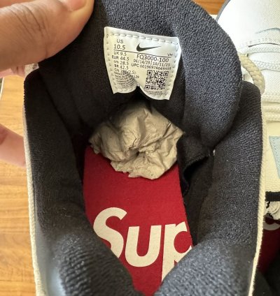 Supreme Nike Sb Darwin Low Sail Size 10 5 In Hand