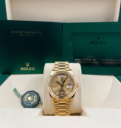 Rolex Day-date 36 Unworn Day-date 36mm Champagne Diamond Dial Yellow Gold Bracelet 128238 Box Paper 2023