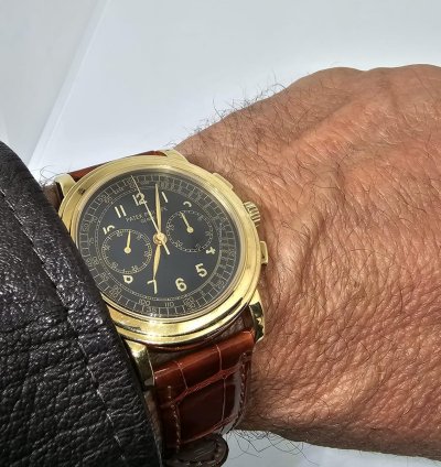 Patek Philippe Chronograph 5070j Yellow Gold With Extract Never Polished
