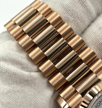 Rolex Day-date 36 Unworn Day-date 36mm White Roman Dial Rose Gold Bracelet 128235 Box Papers 2024