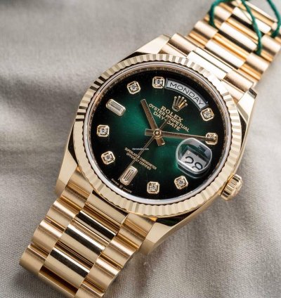Rolex Day-date 36 Unworn Full Set 128238