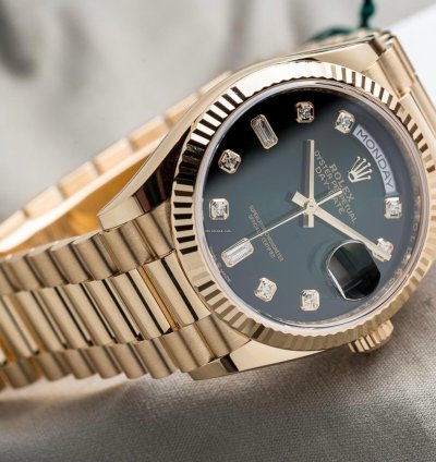 Rolex Day-date 36 Unworn Full Set 128238