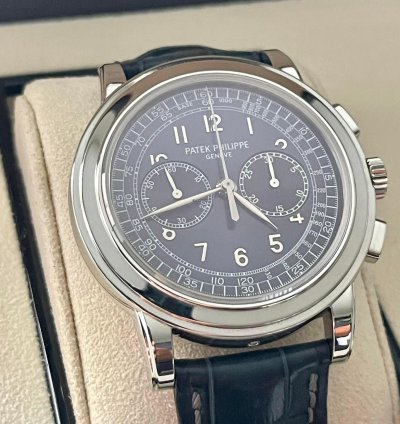 Patek Philippe Chronograph 5070p-001