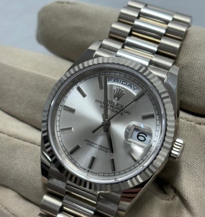Rolex Day-date 36 White Gold - Fluted - Silver Dial New 2024 Box And Papers