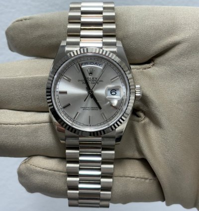 Rolex Day-date 36 White Gold - Fluted - Silver Dial New 2024 Box And Papers