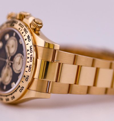 Rolex Daytona 2024 Daytona Yellow Gold Black Diamond Dot Dial 126508 Unworn