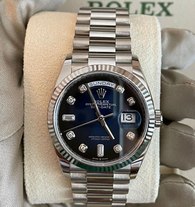 Rolex Day-date 36 White Gold President Blue Diamonds