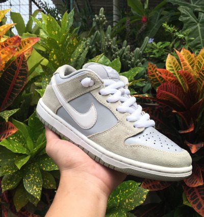 Rare Nike Sb Dunk Low Pro Summit White Wolf Grey