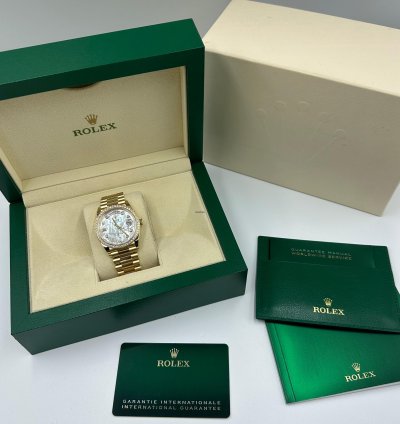 Rolex Day-date 36 White Mother Of Pearl Baguette Diamond Dial Yellow Gold President Diamond Beze