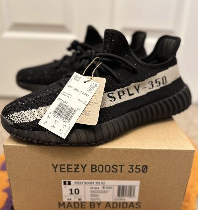 Adidas Yeezy 350 V2 Oreo